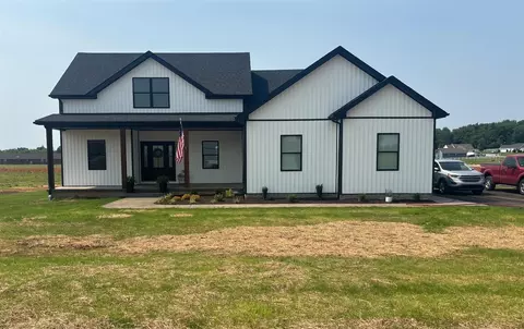 133 Mccutchen Ct, Auburn, KY 42206