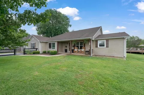 2128 Hunts Ln, Bowling Green, KY 42103