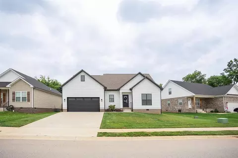 3228 S Oaks St, Bowling Green, KY 42101