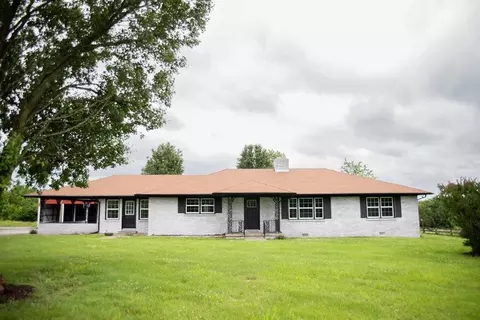 665 Proctor Mill Rd, Russellville, KY 42276