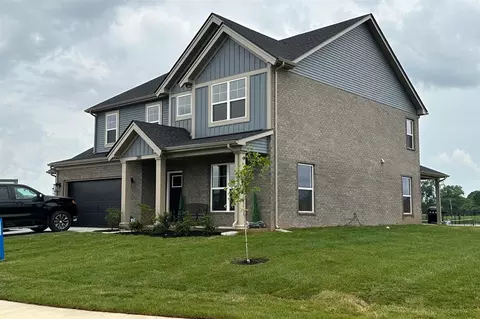 2811 Harton Ln, Bowling Green, KY 42104