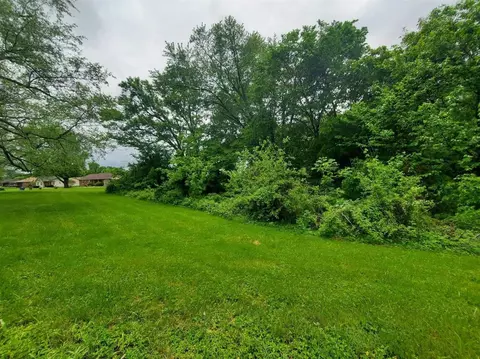 000 Vine St, Oakland, KY 42159