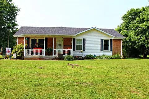 77 Oliver St, Scottsville, KY 42164