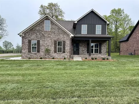 6596 Summer Shade Cir, Alvaton, KY 42122