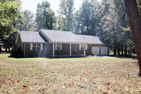 234 Henderson Ln, Greenville, KY 42345