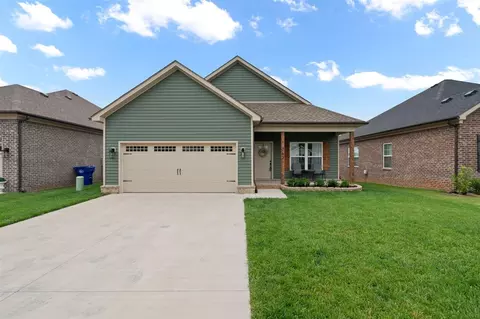 763 Mcintyre St, Bowling Green, KY 42101