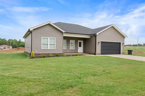 218 Nicklaus Ave, Glasgow, KY 42141