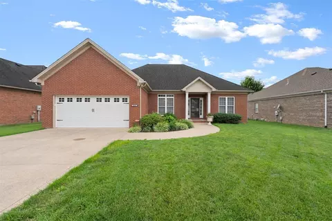 2629 Danhaven Dr, Bowling Green, KY 42104