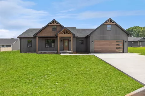 104 Virginia Dr, Auburn, KY 42206