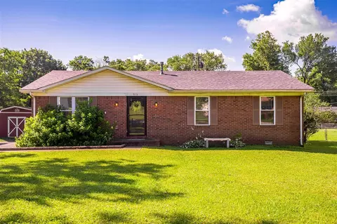 913 Mimosa Ln, Russellville, KY 42276