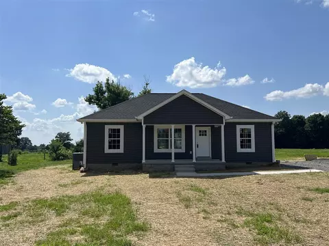 707 Mt Carmel Church Rd, Scottsville, KY 42164