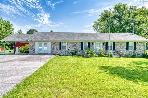 254 Deer Lick Rd, Lewisburg, KY 42256