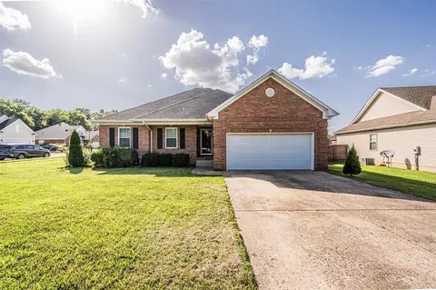 1304 Primrose Ct, Bowling Green, KY 42104