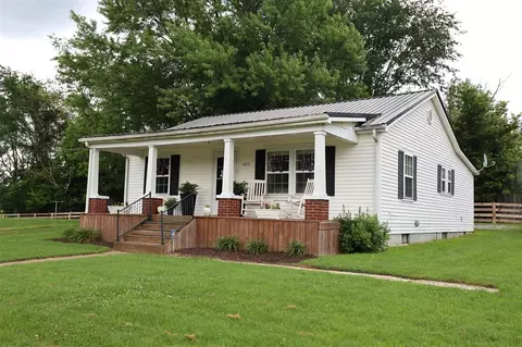 5915 Legrande Hwy, Hardyville, KY 42746