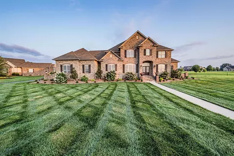335 Winston Ct, Bowling Green, KY 42104