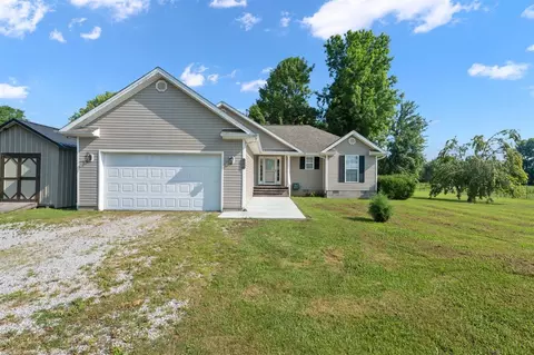 196 Bucksville Rd, Auburn, KY 42206