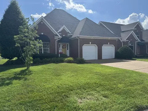 310 Legends Ct, Bowling Green, KY 42103