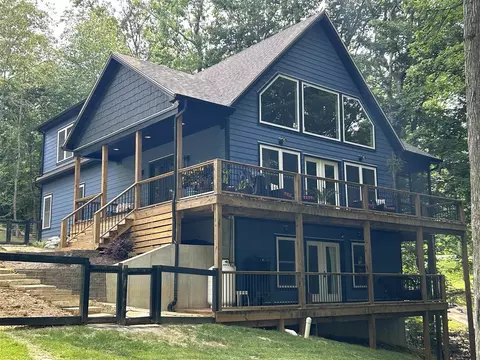 17 Lakeview Dr, Scottsville, KY 42164