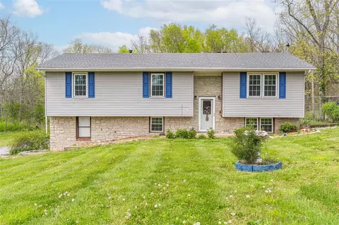 1646 Detour Rd, Bowling Green, KY 42101