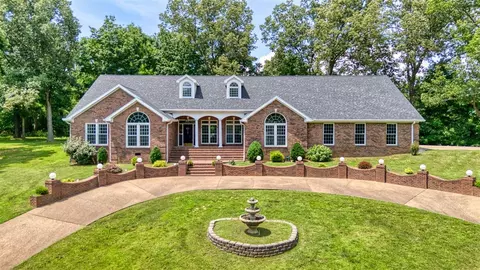 163 Riverview Dr, Central City, KY 42330