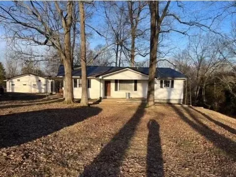 1898 Pleasant Ridge Church Rd, Adolphus, KY 42120