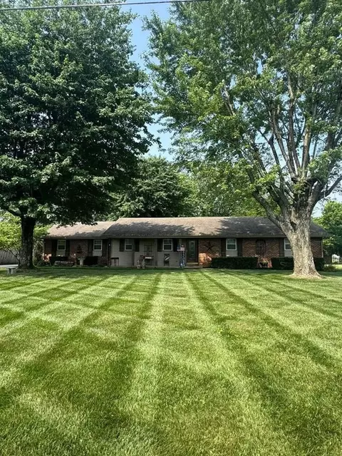 3119 Smallhouse Rd, Bowling Green, KY 42101