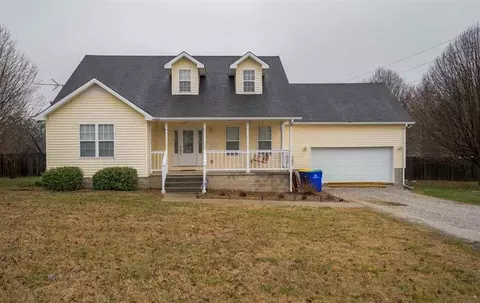 103 Foxglove Cir, Russellville, KY 42276