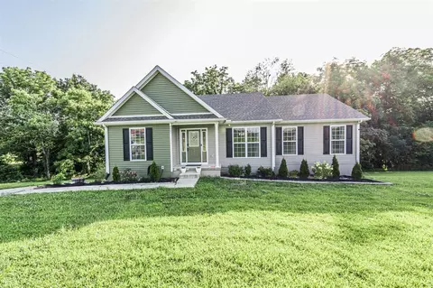 2401 Rocky Hill Rd, Glasgow, KY 42141