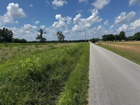 2009 Hardison Rd, Woodburn, KY 42170