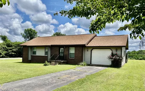 720 Witt Rd, Bowling Green, KY 42101