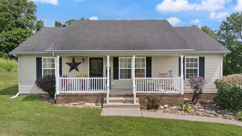 404 Old Davidson Rd, Glasgow, KY 42141