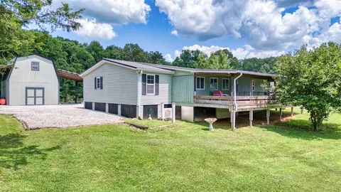326 Mud River Mine Rd, Dunmor, KY 42339