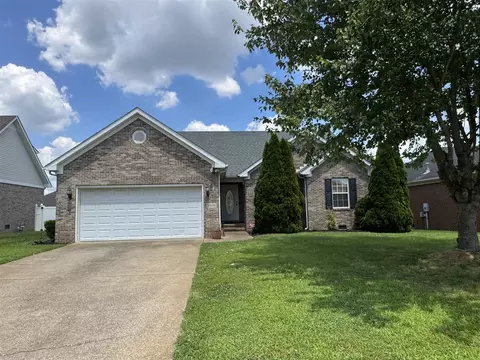 3615 Clear Spring St, Bowling Green, KY 42104