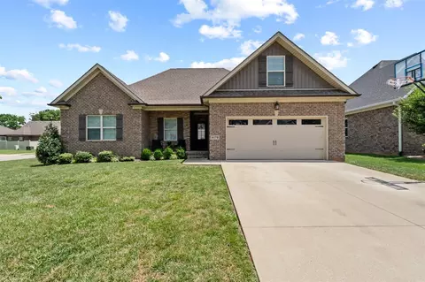 4179 Beechwood Ln, Bowling Green, KY 42104