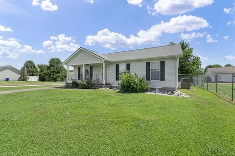 1201 Miller Pond Rd, Franklin, KY 42134