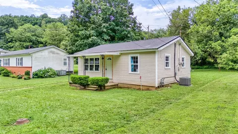 107 Clover Ln, Russellville, KY 42276