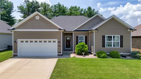 2837 Winstar Ave, Bowling Green, KY 42104