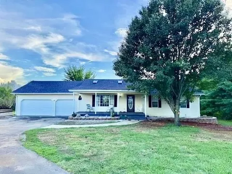 549 Anna Sandhill Rd, Bowling Green, KY 42101