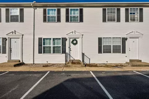 455 Three Springs Rd, Bowling Green, KY 42104