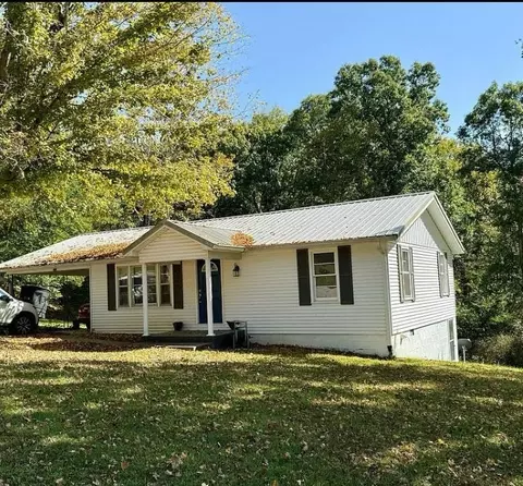 3035 Sandy Creek Rd, Morgantown, KY 42261