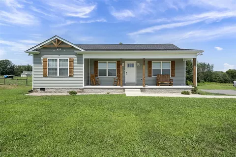 3910 Union Chapel Rd, Scottsville, KY 42164