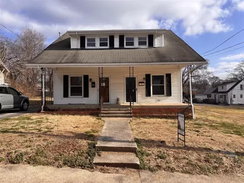 305 E 307 E Washington St, Glasgow, KY 42141