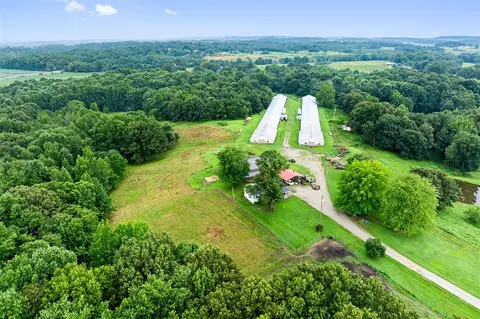 515 Boling Rd, Utica, KY 42376