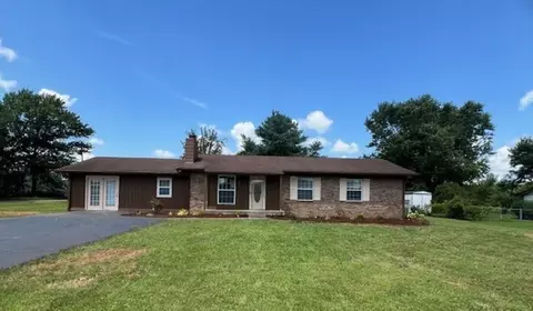 805 Witt Rd, Bowling Green, KY 42101