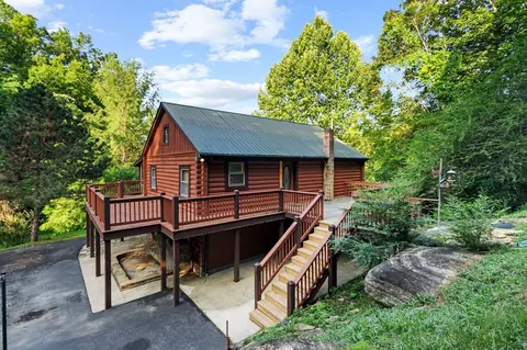 204 Rabbit Run Trl, Burkesville, KY 42717