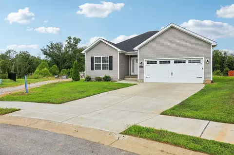 842 River Birch Ct, Bowling Green, KY 42103
