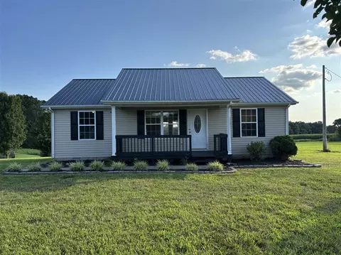 321 Mt Carmel Church Rd, Scottsville, KY 42164