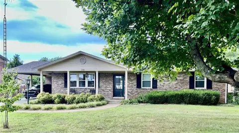 1726 Karen Cir, Bowling Green, KY 42104