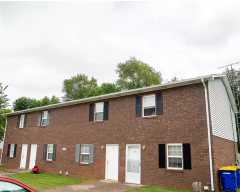 1280 Barnwood Ct, Bowling Green, KY 42104