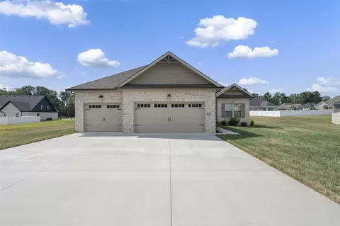 312 Olympia Ct, Bowling Green, KY 42103